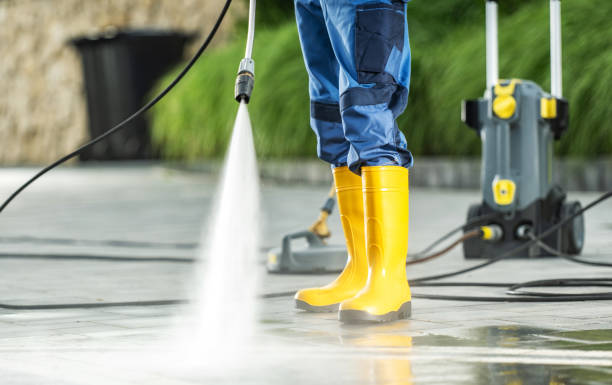 Best Roof Power Washing Services  in Grinnell, IA