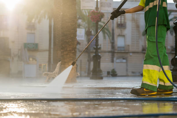 Best Deck Cleaning Services  in Grinnell, IA