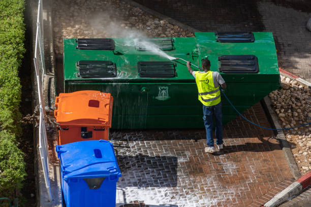 Why Choose Our Certified Pressure Washing Experts for Your Project Needs in Grinnell, IA?